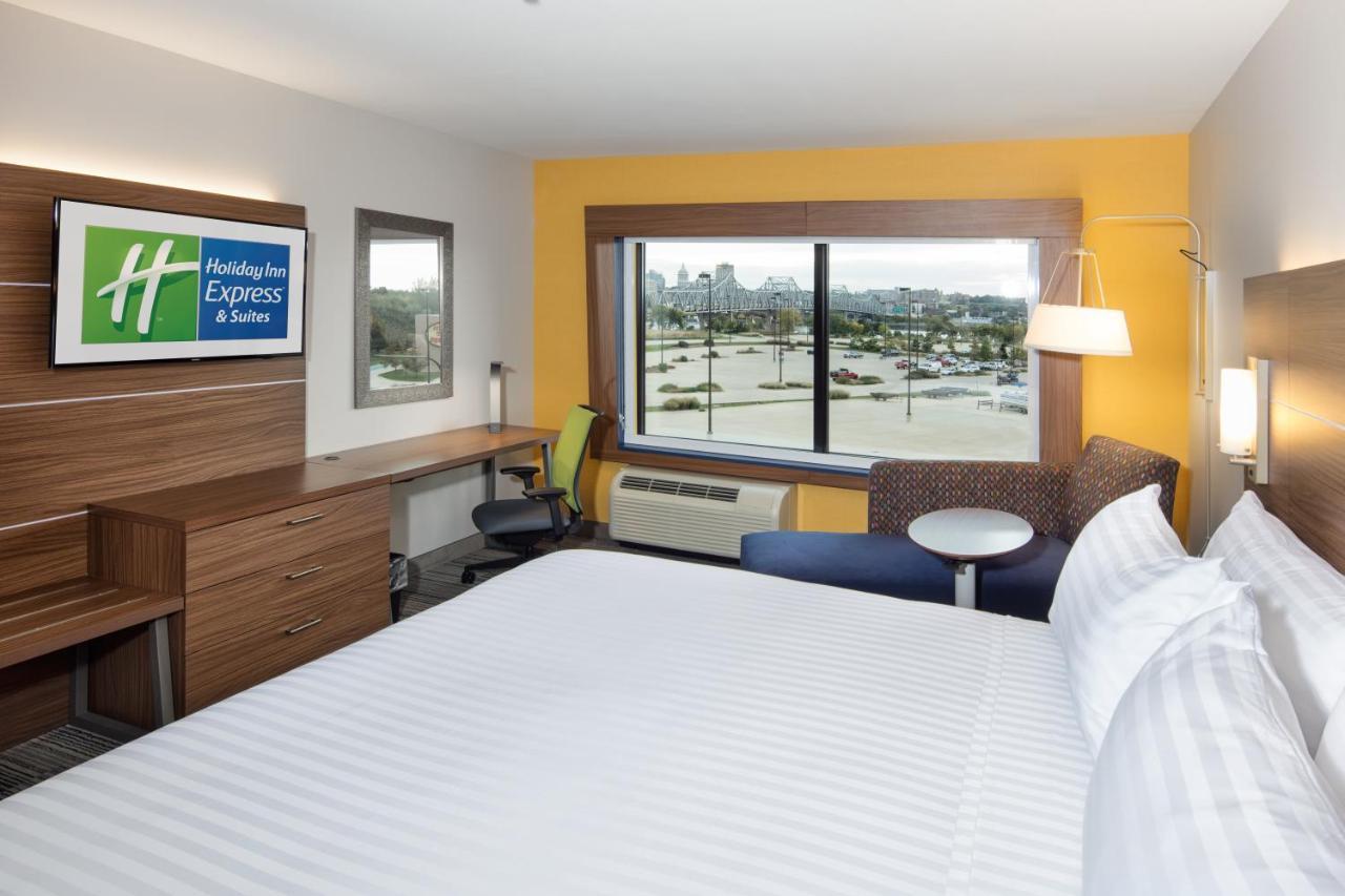 Holiday Inn Express East Peoria - Riverfront By Ihg Экстерьер фото