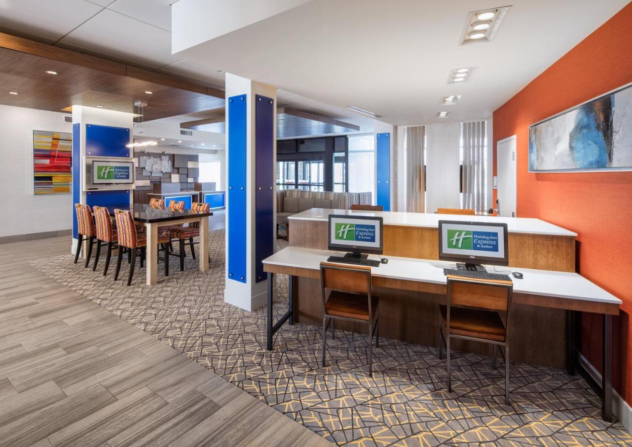 Holiday Inn Express East Peoria - Riverfront By Ihg Экстерьер фото