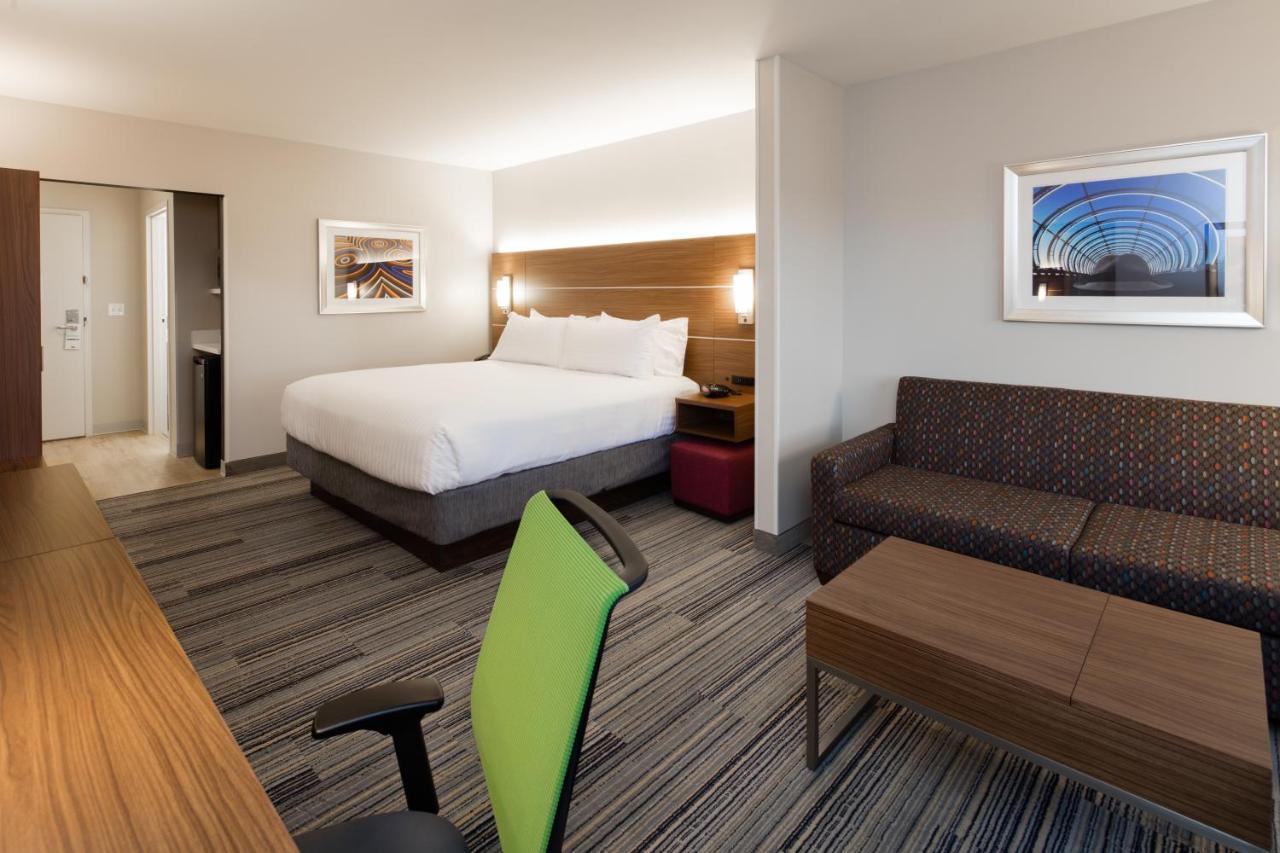 Holiday Inn Express East Peoria - Riverfront By Ihg Экстерьер фото